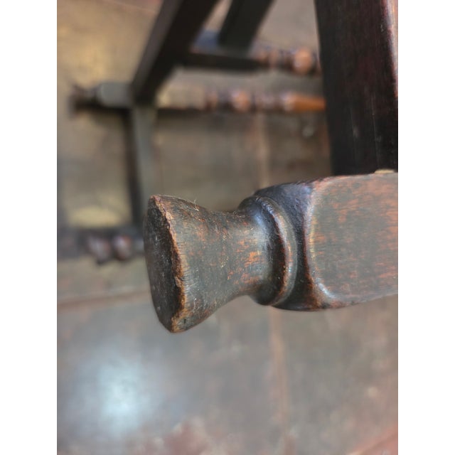 18th Century Drop Leaf Gate Leg Brown Mahogany Small Table William & Mary For Sale - Image 13 of 18