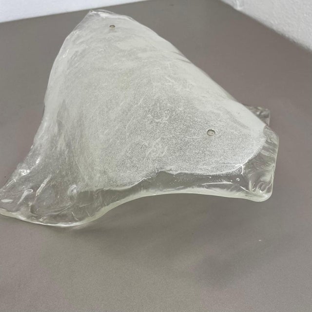 Large Vintage Hollywood Regency Ice Glass Wall Light from Kalmar Lights, 1970 For Sale - Image 16 of 18