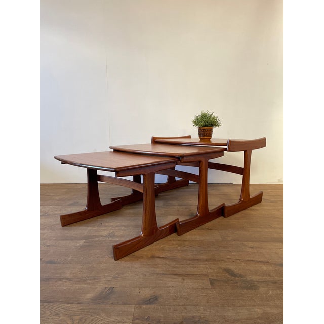 Mid-Century British Sculptural Teak Nesting Tables from G-Plan, 1960s, Set of 3 For Sale - Image 18 of 18