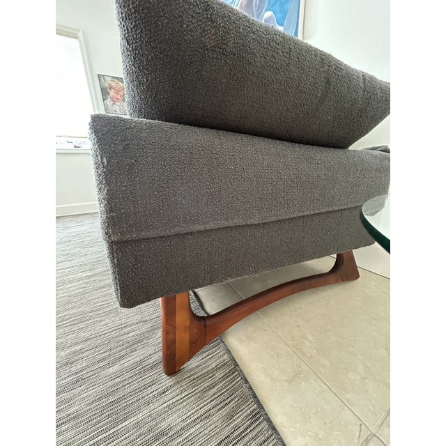 Vintage 1950s MCM Kroehler Gondola Sofa in the Style of Adrian Pearsall for Craft Associates For Sale - Image 14 of 15