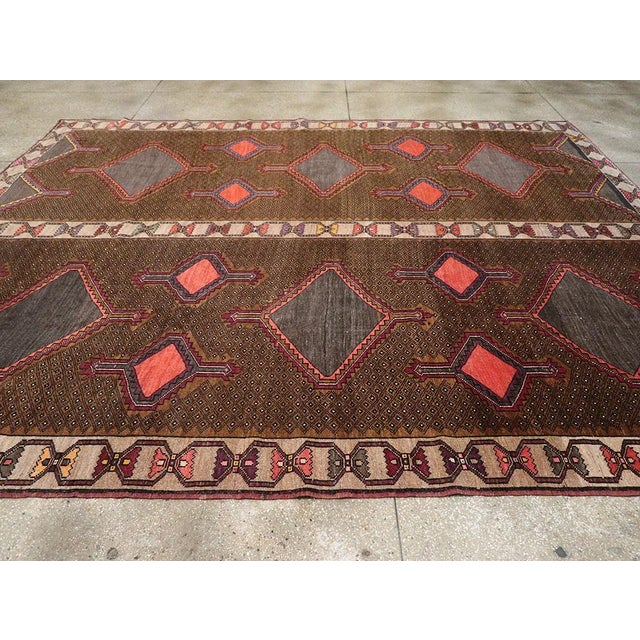 Galerie Shabab Collection Mid-20th Century Turkish Anatolian Room Size Carpet For Sale In New York - Image 6 of 10