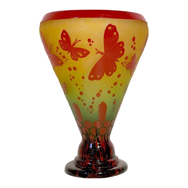 Early 20th Century Le Verre Francais 'Papillons' French Cameo Art Glass Vase For Sale