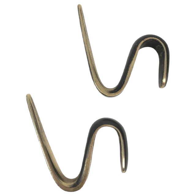 MId-Century Coat Racks in Brass and Block Patina from Carl Auböck, 1954, Set of 2 For Sale