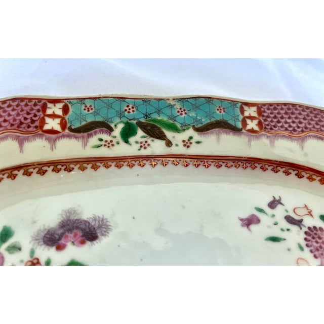 Antique 18th Century Chinese Export Famille Rose Porcelain Platter - Qianlong Period For Sale - Image 13 of 17