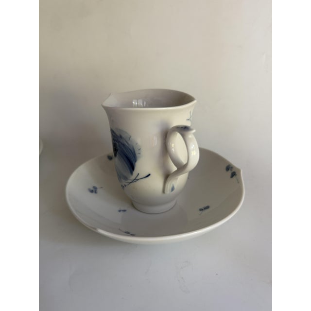 Form Wellenspiel Blue Flower Coffee Cup with Saucer and Plate from Meissen, 1990s, Set of 3 For Sale - Image 12 of 13
