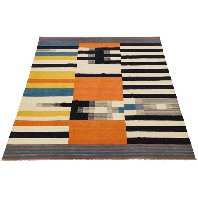 Contemporary Geometric Wool Kilim Rug – Mid-Century Modern Abstract Flat-Weave For Sale - Image 11 of 12