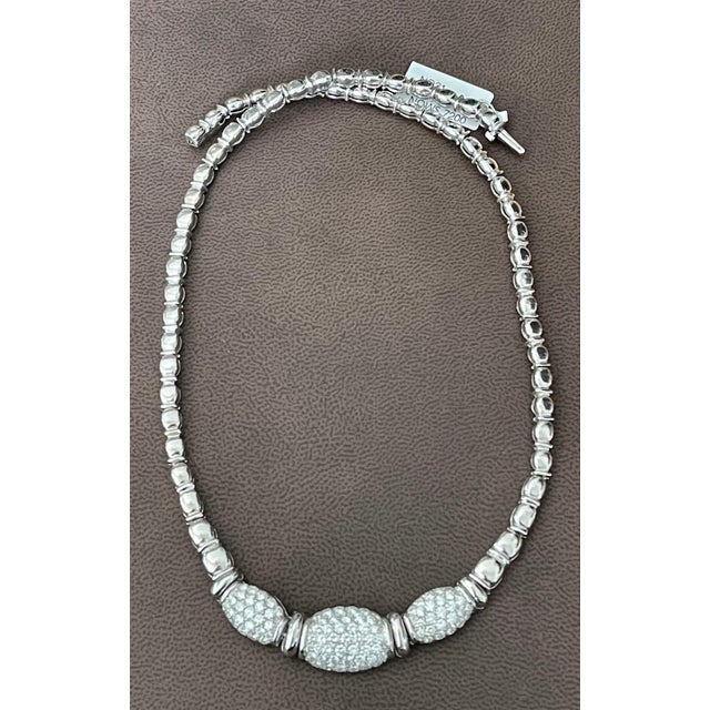 Transparent 25 Carat VS E Quality Diamond 18 Karat Gold Necklace Bridal Estate For Sale - Image 8 of 18