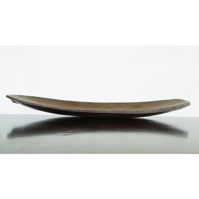 1960s Tribal Feast Offering Tray, Hand Hewn Wood Bowl by the Indigenous Mentawei, Indonesia For Sale - Image 4 of 18