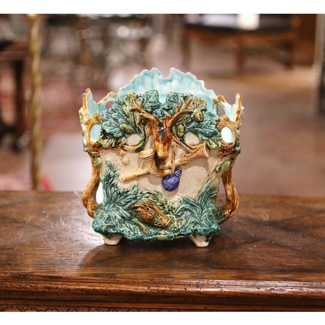 19th Century French Painted Majolica Cachepot With Hunt Trophy Motifs For Sale - Image 4 of 12