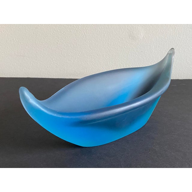 Flavio Poli Flavio Poli for Seguso Frosted Murano Glass Sommerso Gondola Bowl For Sale - Image 4 of 8