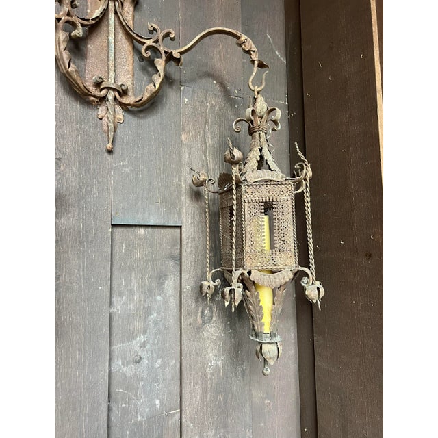 Arts & Crafts Early 20th Century Pair of Iron Exterior Sconces Not Wired For Sale - Image 3 of 9
