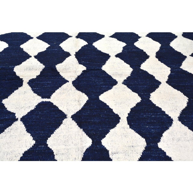 2020s Moroccan Hand Knotted Wool Rug, 8'3"x10'2" For Sale - Image 5 of 6