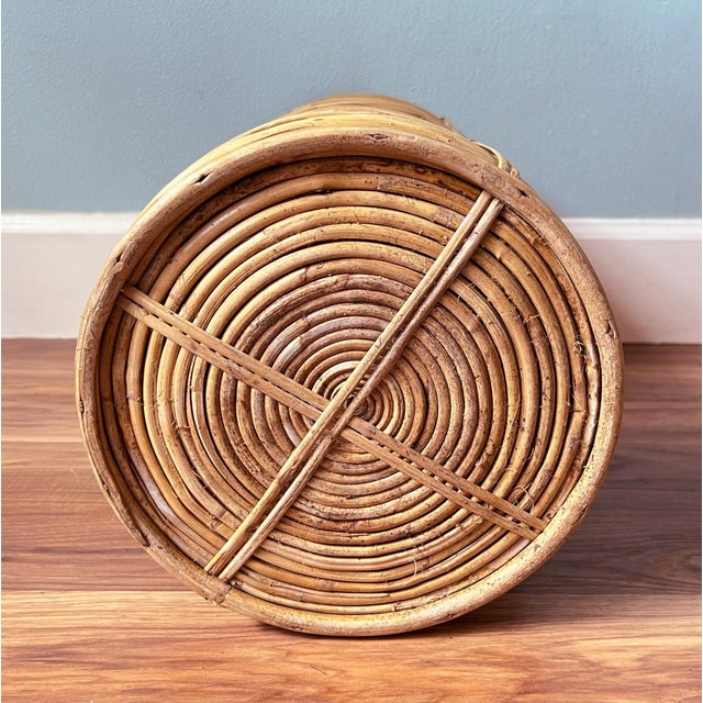 Tan 1970's Coastal Pencil Reed Bamboo Umbrella Stand For Sale - Image 8 of 8