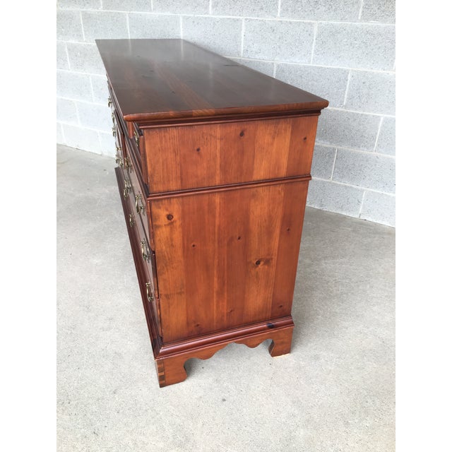 Chippendale Lexington Pine 10 Drawer Chippendale Style Dresser For Sale - Image 3 of 8