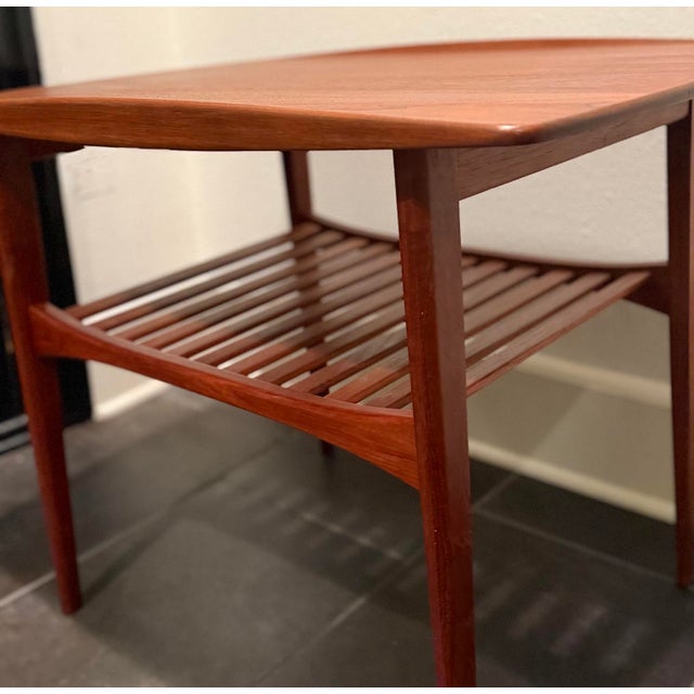 John Stuart John Stuart Mid-Century Modern Sculptural Wood End Table, Newly Refinished, C. 1960s For Sale - Image 4 of 9