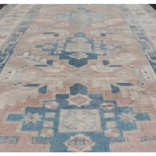 Turkish Oushak Vintage Carpet With Tri Medallion Design 4'5 X 6'8 For Sale - Image 4 of 10