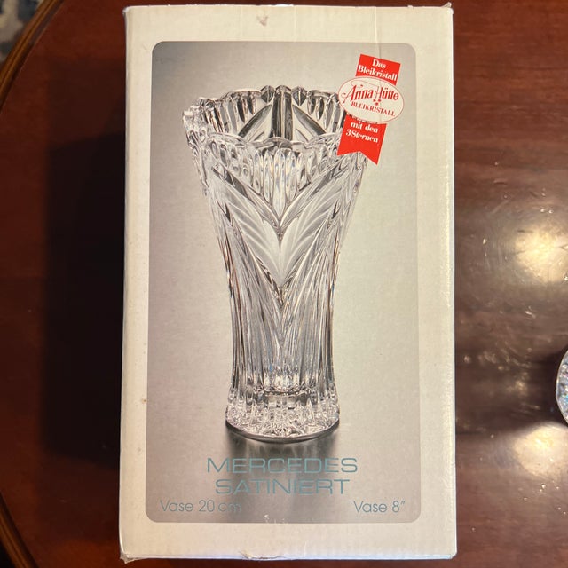 Vintage German Leaded Crystal Vase Sutton Place For Sale - Image 10 of 11