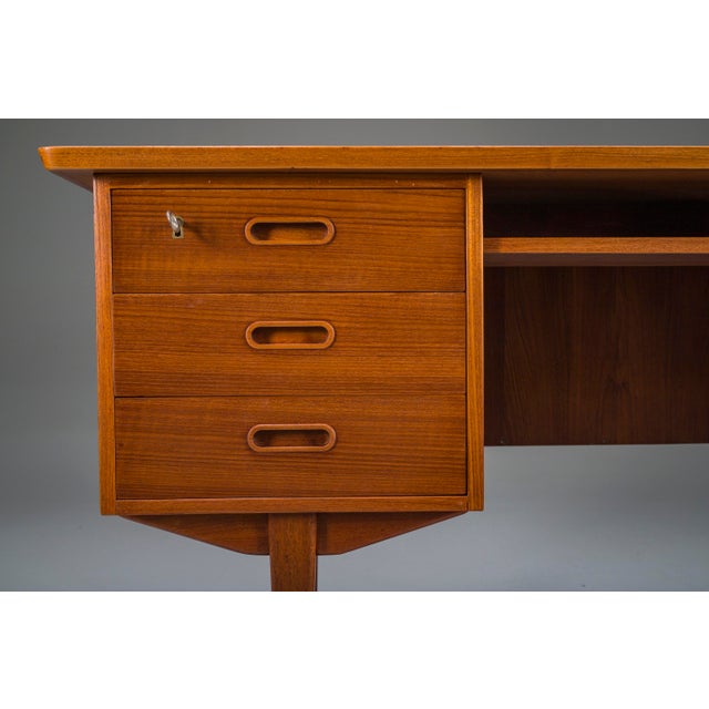 Mid-Century Danish Freestanding Teak Desk with Raised Lip Edge, 1960s For Sale - Image 17 of 18