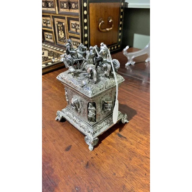 Silver Box Austria-Hungary, 18th Century For Sale - Image 4 of 7