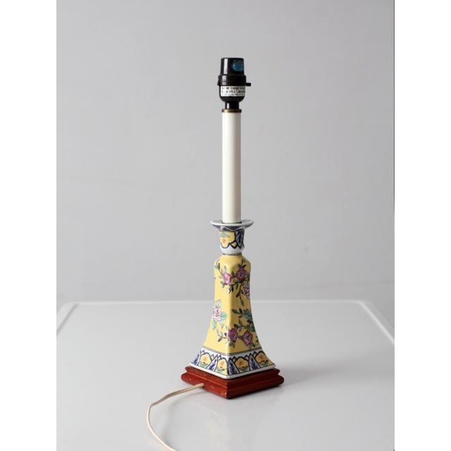 Vintage Chinoiserie Floral Ceramic Table Lamp For Sale - Image 18 of 18