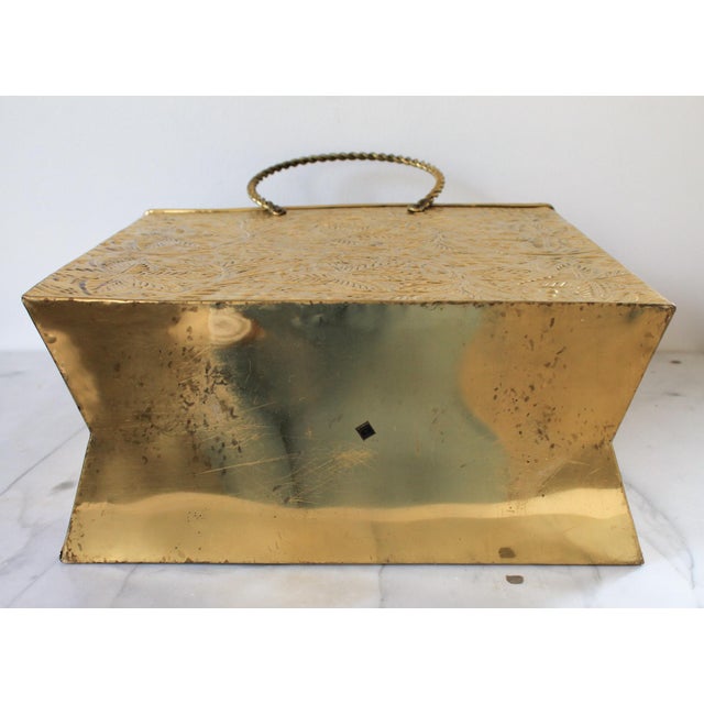 Metal 1970s Embossed Brass Shopping Tote Bag Magazine Holder For Sale - Image 7 of 8