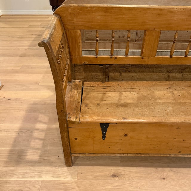Rustic European 19th Century Irish Pine Storage Bench With Spindle Back For Sale - Image 3 of 11