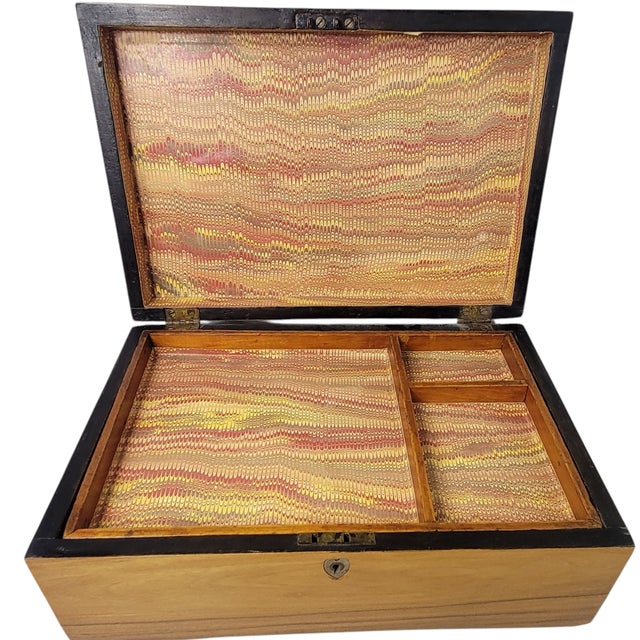 Late 19th Century Blonde Mahogany Lidded Box For Sale - Image 10 of 10
