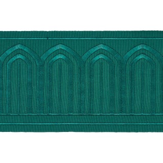 Sample - Schumacher X Miles Redd Arches Embroidered Tape Wide in Emerald For Sale