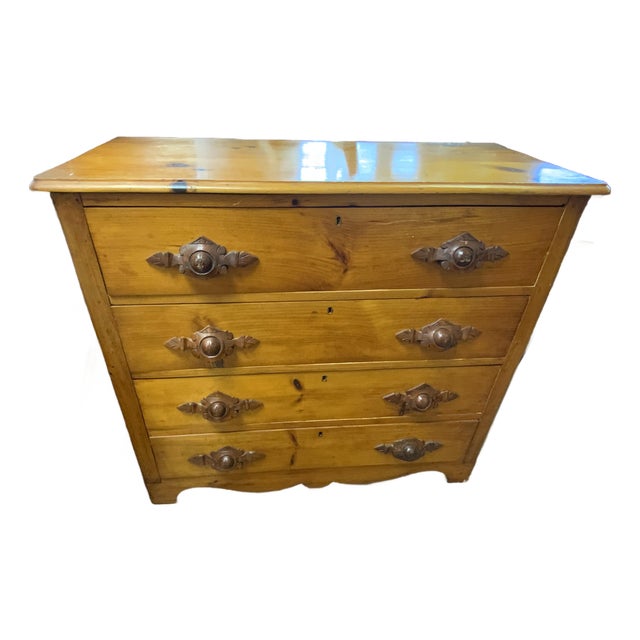Late 19th Century Victorian Pine Chest For Sale