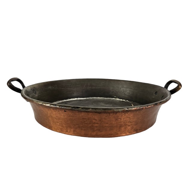 Farmhouse Antique 19th Hammered Solid Copper Pan Brass Handle Tin Lined 19th C For Sale - Image 3 of 12