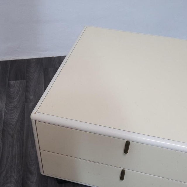 Modern Hennè Nightstands by George Coslin for Longato, 1970s, Set of 2 For Sale - Image 9 of 13