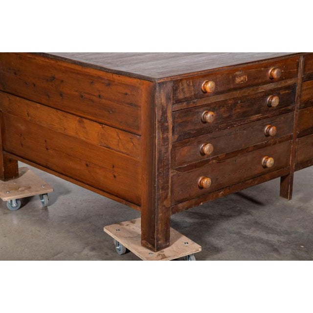 Large 19th Century English Pine Double Sided Work Table, 1890 For Sale - Image 16 of 18