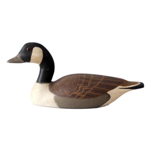 Vintage Hand Carved Painted Canada Goose Decoy For Sale