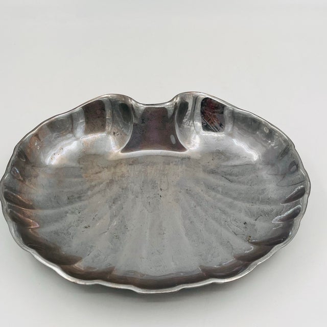 1960s Wilton Armetale Scallop Shell Serving Dish For Sale - Image 10 of 10