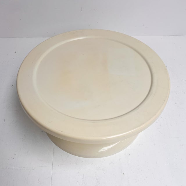 Vintage Italian Coffee Table Round, 1960s For Sale - Image 6 of 7