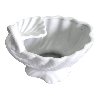 Ceramic shell dish - white ceramic - ceramic shell - shell soap dish - white bowl - clam shell - shell statue - shell gift - ocean decor For Sale