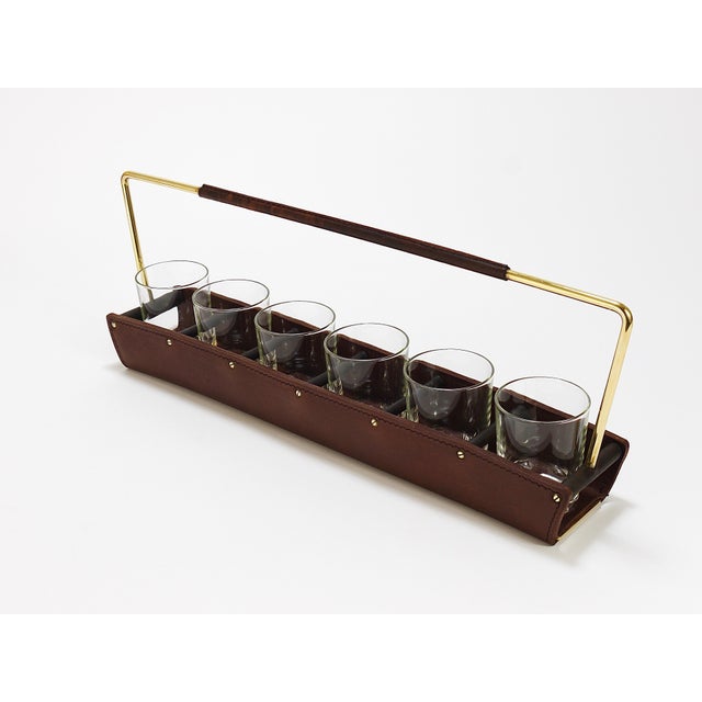 Drinking Glass Carrying Rack in Leather & Brass attributed to Carl Auböck, Austria, 1950s For Sale - Image 18 of 18