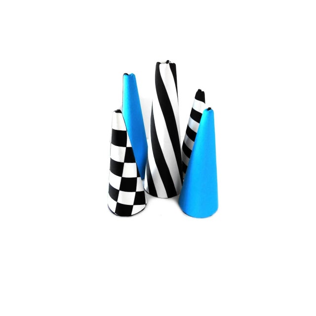Contemporary 1980s Blue Black White Minimalist Memphis Style Conical Christmas Trees - Set of 5 For Sale - Image 3 of 7