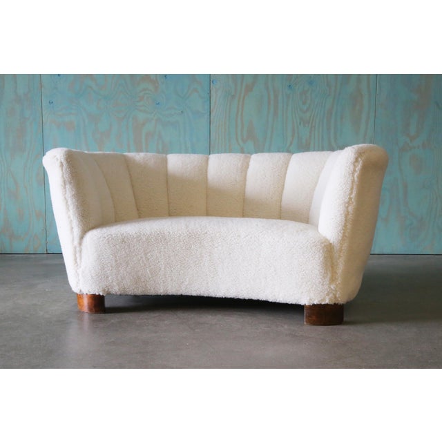 1940s Danish White Sheepswool Banana Sofa After Flemming Lassen For Sale - Image 6 of 12