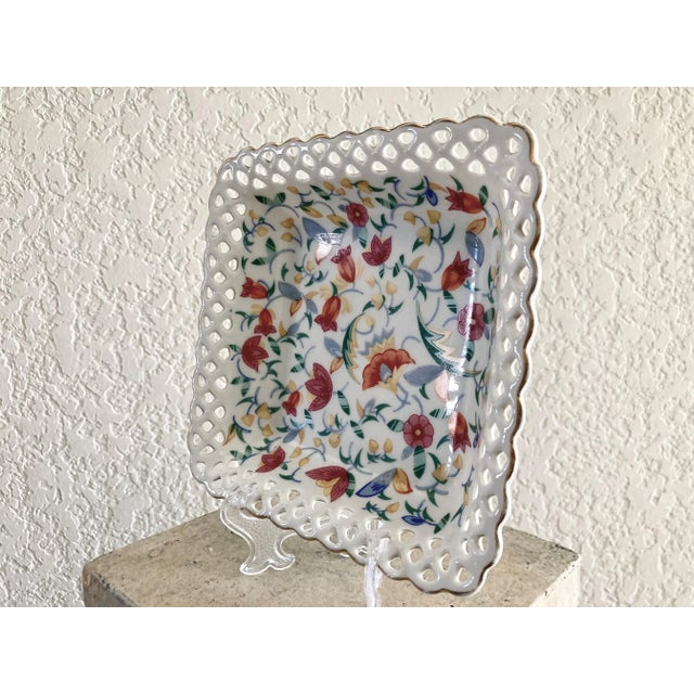 Farmhouse Mid 20th-Century Reticulated Floral Chintz Porcelain Vide Poche / Catchall Dish, Germany For Sale - Image 3 of 13