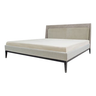 Italian Bed in Nubuck and Quinoa Boucle Fabric with Wooden Legs from Kabinet For Sale