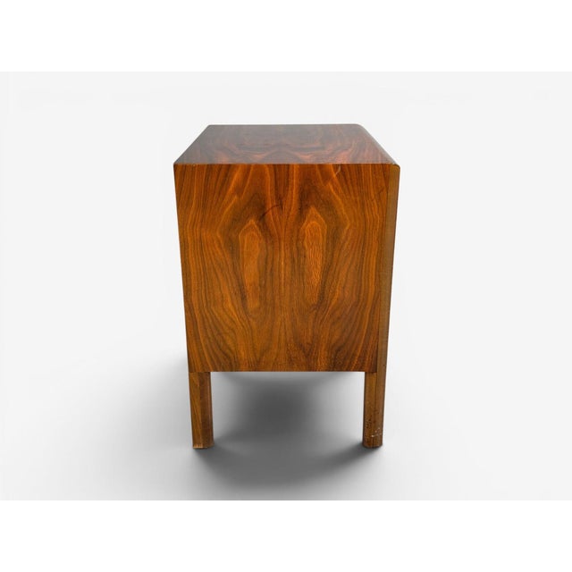 Edmond J. Spence, Sculptural Nightstands, Walnut, Sweden, 1950s For Sale - Image 13 of 14