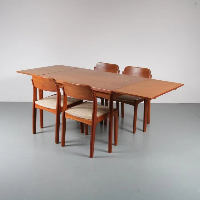 Dining Table and Chairs by Henning Kjærnulf for Vejle Stole, 1960s, Set of 5 For Sale - Image 17 of 18