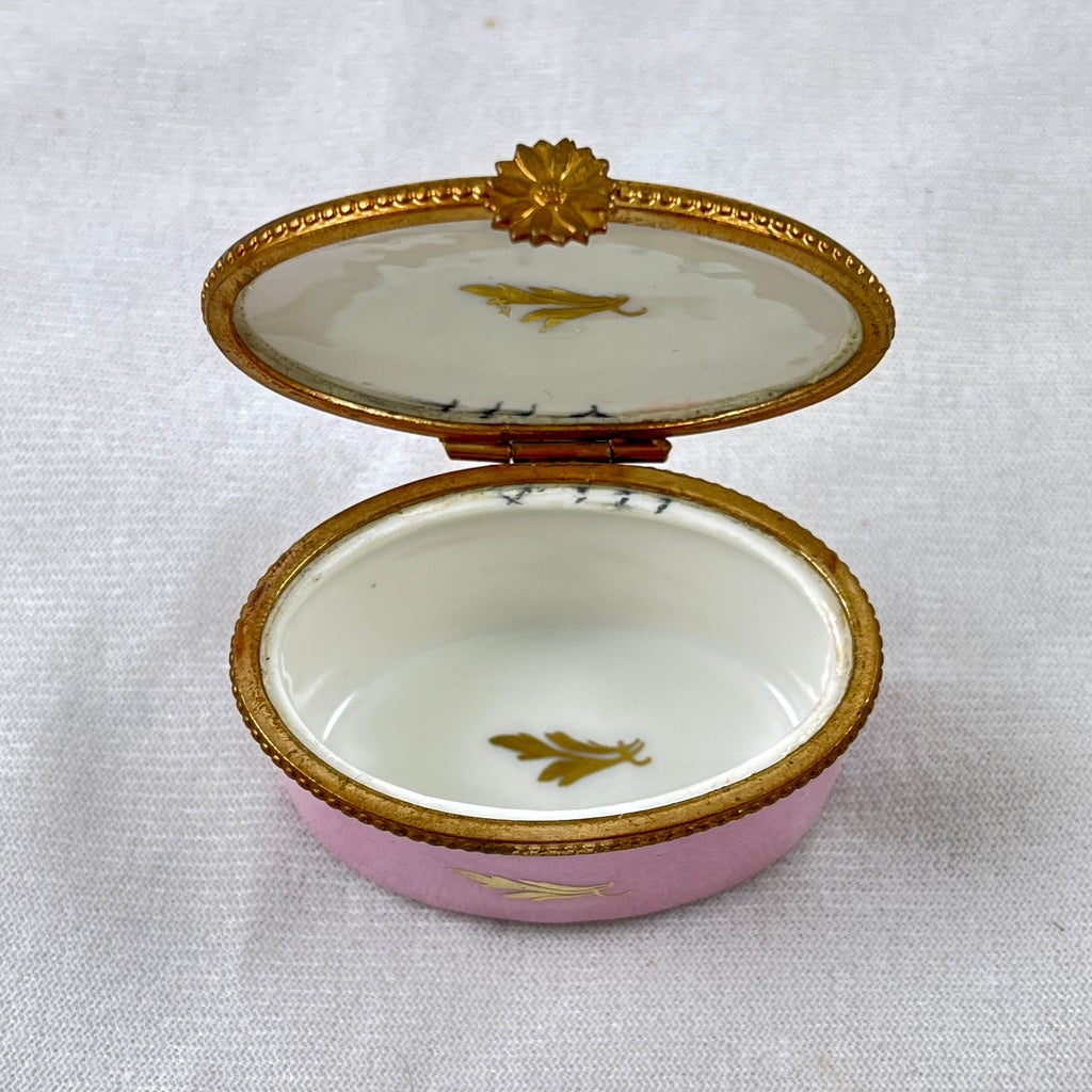 French Limoges Hand Painted Pink Floral Oval Trinket Box  display picture 3