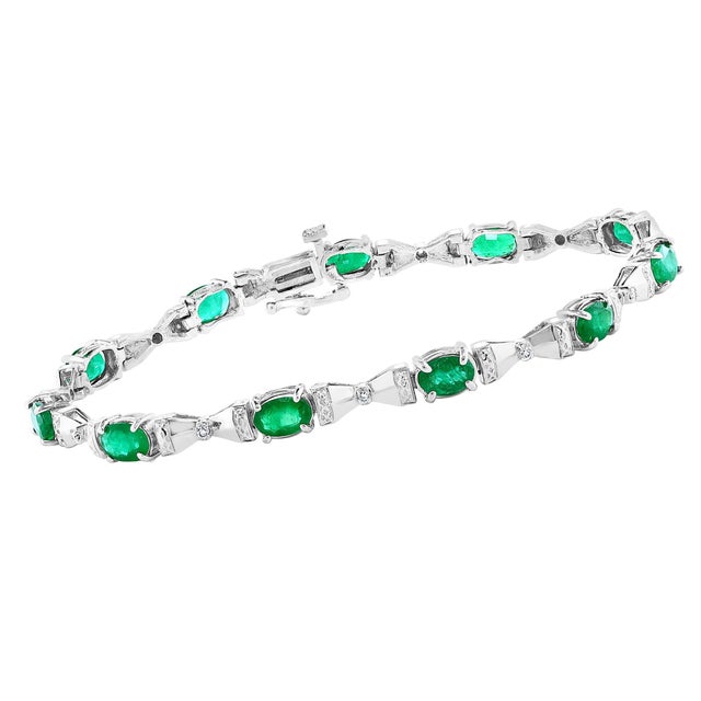 11 Carat Natural Emerald & Diamond Cocktail Tennis Bracelet 14 Karat White Gold For Sale - Image 17 of 18