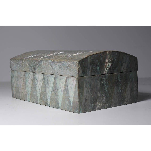 Mid-Century Modern Pair of Vintage Crackled Abalone Jewelry Boxes / Karl Springer For Sale - Image 3 of 5