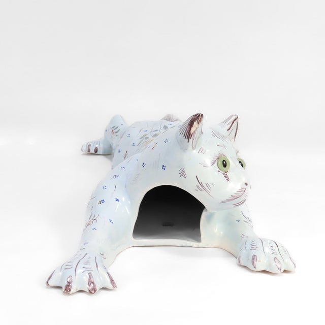 White French Desvres Faience Figural Cat Wall Pocket Vase or Bouquetière by Geo Martel For Sale - Image 8 of 16