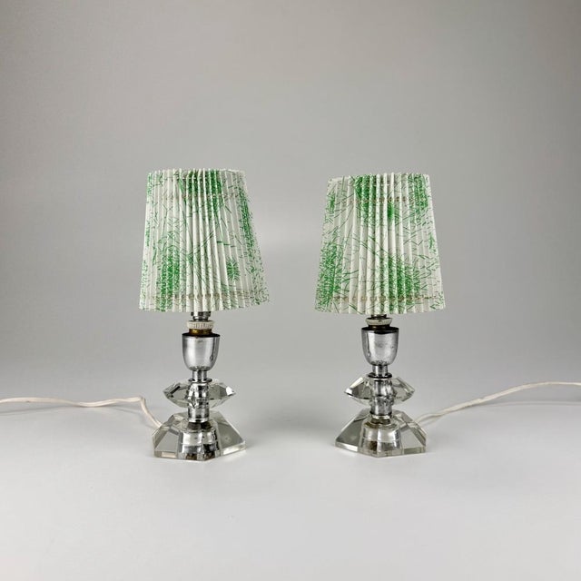 Plastic Small Mid-Century Cut Crystal Table Lamps with Acrylic Shades, 1950s, Set of 2 For Sale - Image 7 of 7