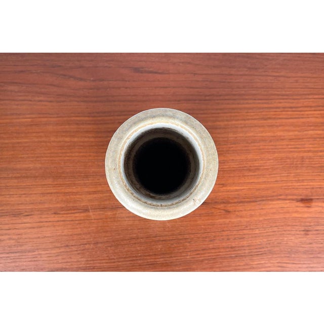 Beige Mid-Century Danish Studio Pottery Vase in Stoneware by Svend Aage Jensen for Søholm, 1960s For Sale - Image 8 of 15