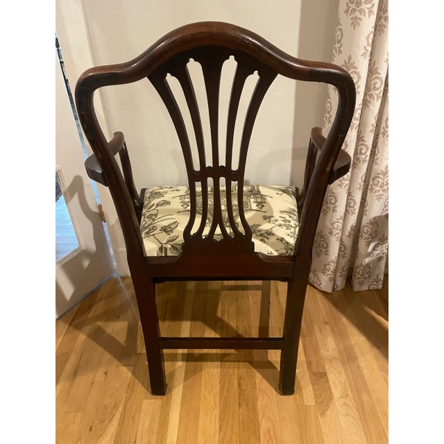 English 19th Century Mahogany Hepplewhite Carver Chair With Schumacher Fabric Seat For Sale - Image 3 of 13